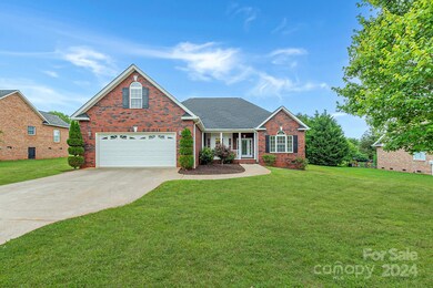 125 Postell Dr, Statesville, NC 28625 - photo 2