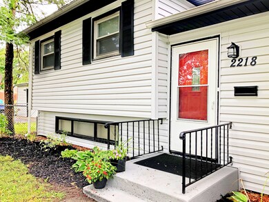 2218 Hermon Ave, Zion, IL 60099 - photo 2