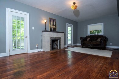 1914 SW Huntoon St, Topeka, KS 66604 - photo 5
