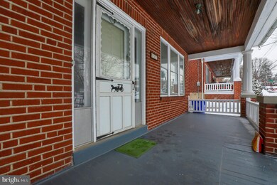 112 Clifton Ave, Reading, PA 19611 - photo 5