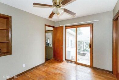 3122 E 25th St, Des Moines, IA 50317 - photo 6