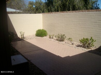 Front courtyard view 1