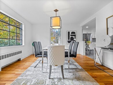 31 Bay State Rd, Wellesley Hills, MA 02481 - photo 5