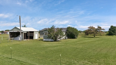 201 Fox Run Rd, Cleburne, TX 76033 - photo 3