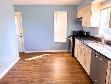 1956 Cypress St, Paris, KY 40361 - photo 6