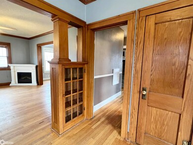 618 W 7th St S, Newton, IA 50208 - photo 5