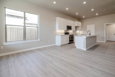 1424 E 89th St, Odessa, TX 79765 - photo 4