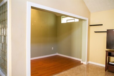 13215 Pebblewalk Cir N, Houston, TX 77041 - photo 6