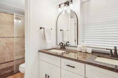 9910 Royal Ln unit 208, Dallas, TX 75231 - photo 5