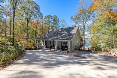 701 Windy Point Dr, Dadeville, AL 36853 - photo 3