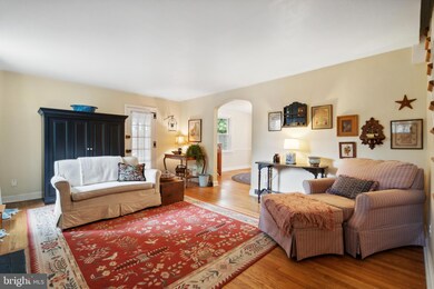 520 Beaver Rd, Glenside, PA 19038 - photo 2