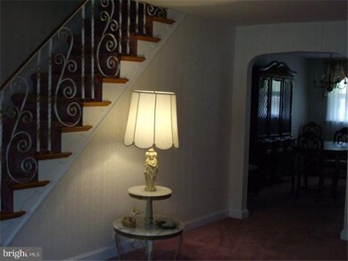 617 Rively Ave, Glenolden, PA 19036 - photo 2