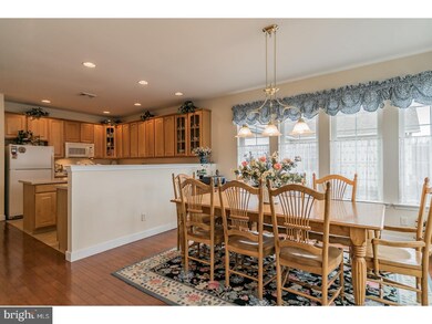 1076 Bordeaux Ln, Pennsburg, PA 18073 - photo 6