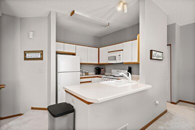 9012 Sawgrass Glen, Osseo, MN 55311 - photo 3