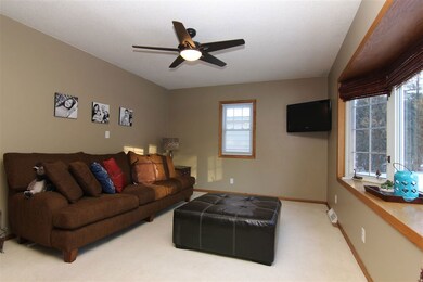 2406 Loma St, Cedar Falls, IA 50613 - photo 4