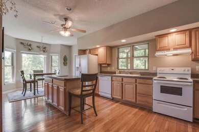 07_ChatugaWay_228_Kitchen01