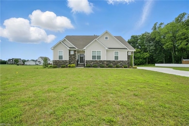 4315 Edgewater Ln, Suffolk, VA 23435 - photo 4