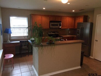 916 916 Joel Dr, Tyler, TX 75703 - photo 5