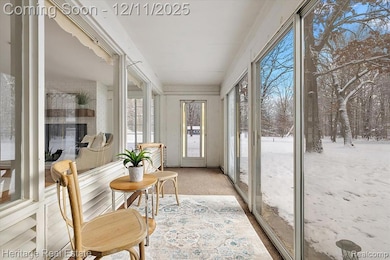 251 Doremus Ave, Waterford, MI 48328 - photo 3