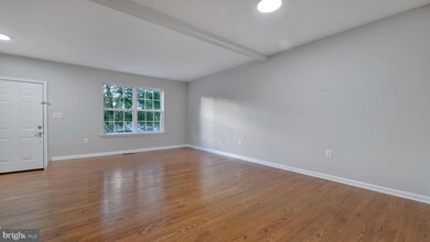 14214 Creekbranch Way, Gainesville, VA 20155 - photo 7