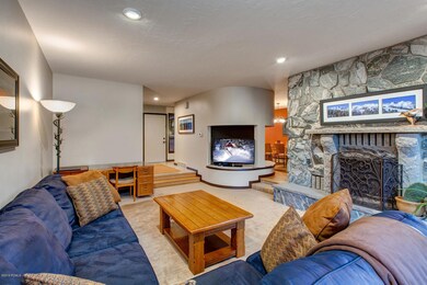 1501 Meadows Loop Rd 9 9 Park-004-121-15