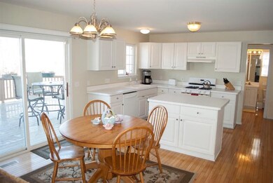 3703 Noble Dr unit 84, Dexter, MI 48130 - photo 6