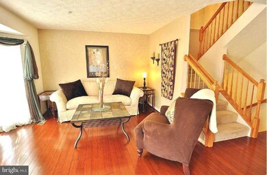 9635 Hurstborne Rd, Columbia, MD 21046 - photo 4
