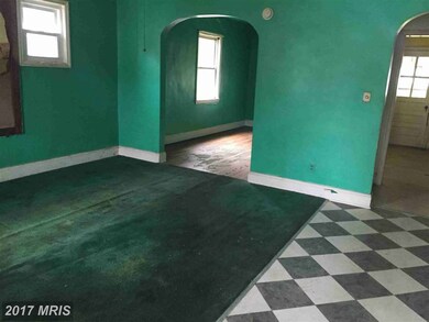 2502 Oakley Ave, Baltimore, MD 21215 - photo 5