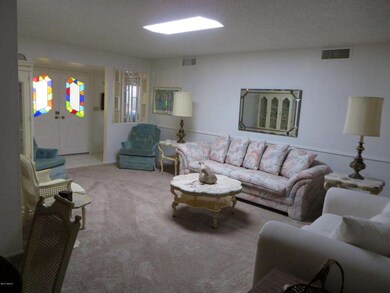 9913 W Caron Dr, Sun City, AZ 85351 - photo 4