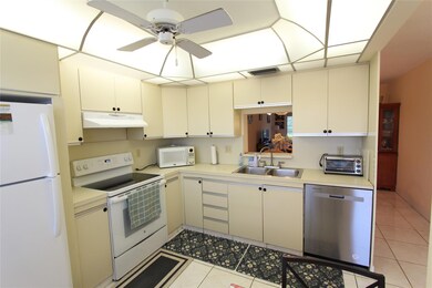 3201 Portofino Point unit E3, Coconut Creek, FL 33066 - photo 3