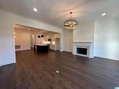 512 Preserve Pkwy, Hoover, AL 35226 - photo 4