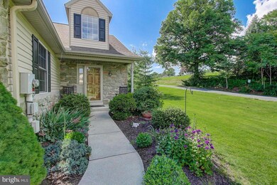 309 Hill St, Mount Joy, PA 17552 - photo 5