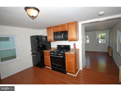 209 Rogers Ave, Hightstown, NJ 08520 - photo 4