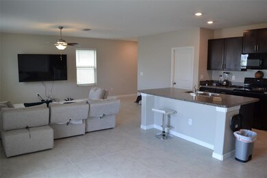 Kitchen / Living Room combo