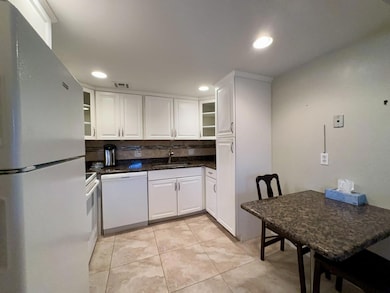 213 Somerset K, West Palm Beach, FL 33417 - photo 2