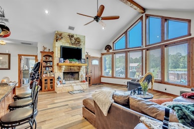 899 Fcr unit 930, Teague, TX 75860 - photo 5