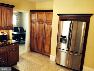 105 S Fairview Ave, Upper Darby, PA 19082 - photo 7