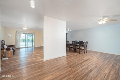 4915 W Larkspur Dr, Glendale, AZ 85304 - photo 3