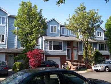 19 pembrook lp front 2