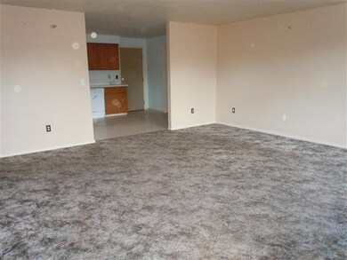 811 E Hawaii Ave, Nampa, ID 83686 - photo 5