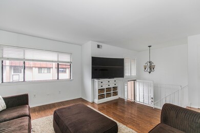 Living Room facing entry