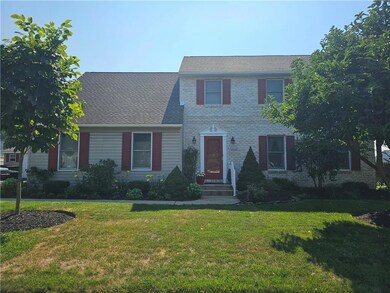 4554 Cairo Dr, Whitehall, PA 18052 - photo 2