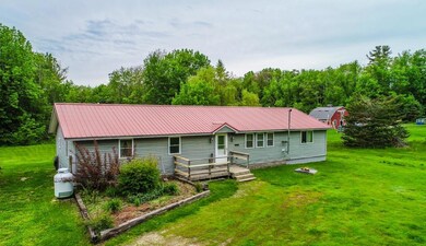 19 Weeks Rd, Gardiner, ME 04345 - photo 2