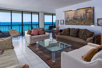 Living Room & Ocean View