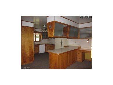 There is a built in desk. Lots of room to bake and