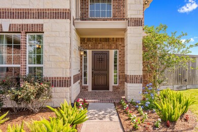 8001 Cullen Estates Dr, Pearland, TX 77584 - photo 3