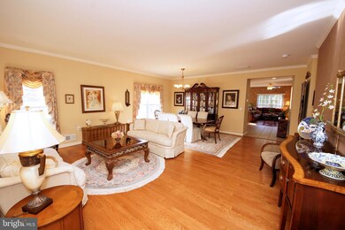 25 Globeflower Ln, Princeton Junction, NJ 08550 - photo 7