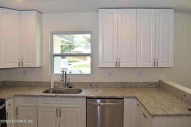 8016 Alderman Rd, Jacksonville, FL 32211 - photo 3