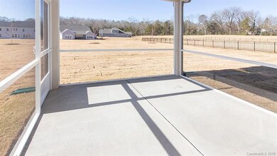 1589 Thatcher Crossing unit 14, Clover, SC 29710 - photo 6