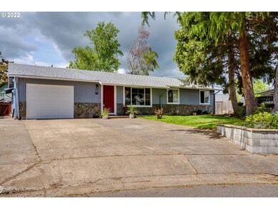 529 S 2nd St, Creswell, OR 97426 - photo 2